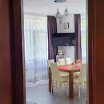 юлия делукс Ii Apartment