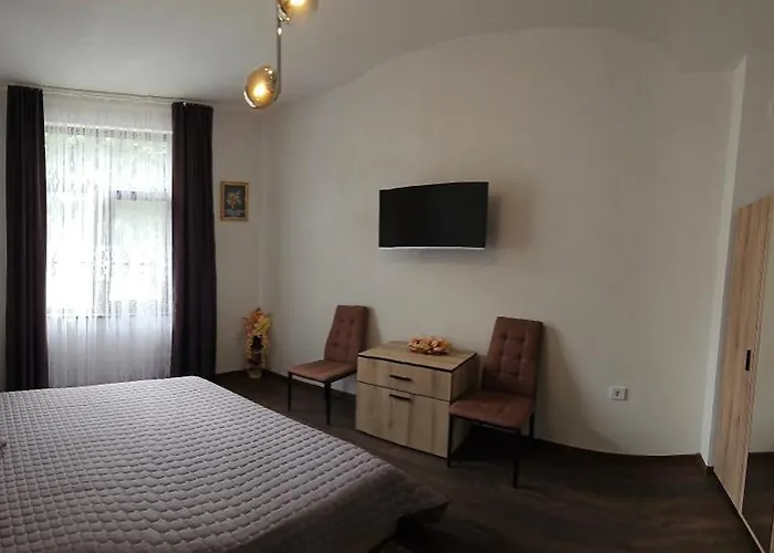 юлия делукс Ii Velingrad